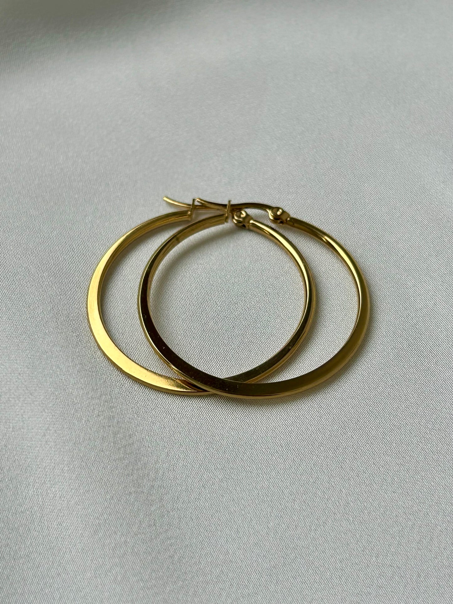 Golden Round Earrings