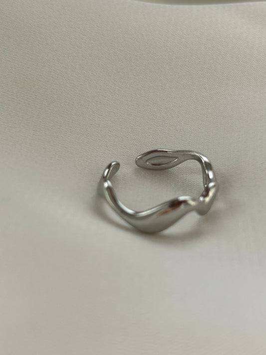 Silver Wave Ring