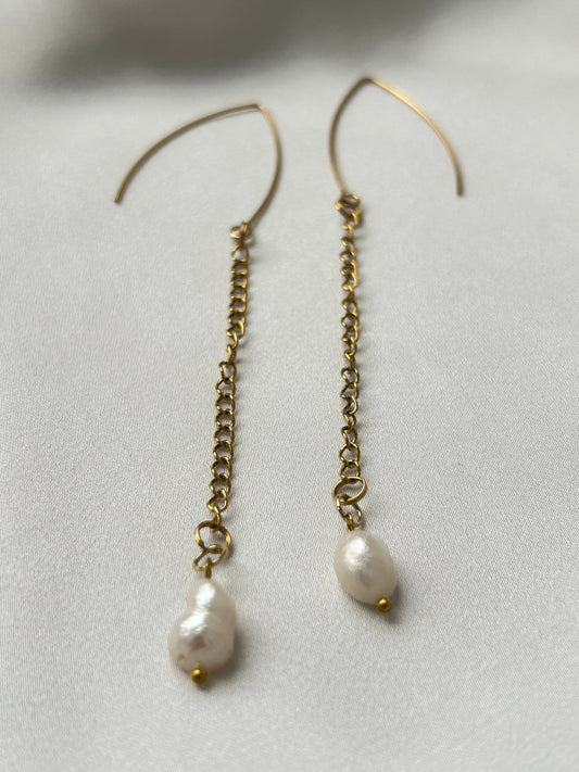 Sea Pearl Earrings